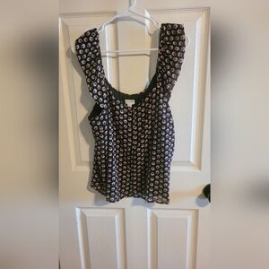 Woman's short sleeve blouse